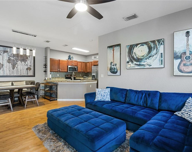 4809 N Wickham Circle - Photo Thumbnail 6