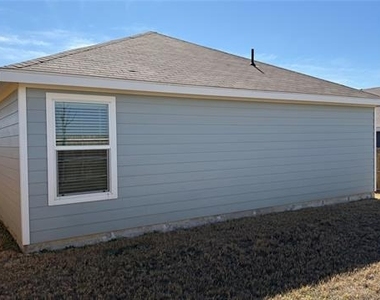 2916 Tibbles Drive - Photo Thumbnail 15
