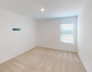 2916 Tibbles Drive - Photo Thumbnail 8