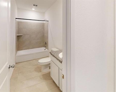 2916 Tibbles Drive - Photo Thumbnail 13