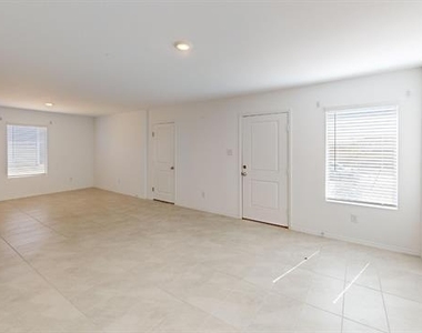2916 Tibbles Drive - Photo Thumbnail 5