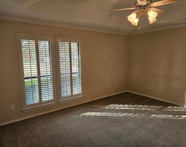 500 Mustang Court - Photo Thumbnail 15