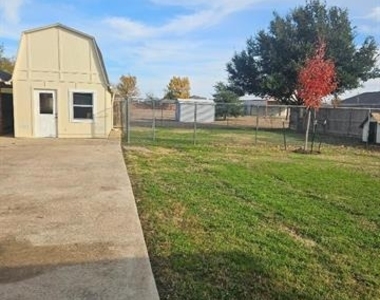 500 Mustang Court - Photo Thumbnail 32