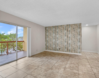 7640 Westwood Drive - Photo Thumbnail 21