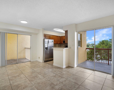 7640 Westwood Drive - Photo Thumbnail 22