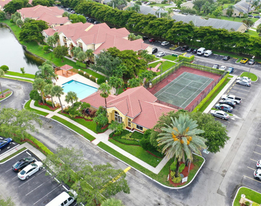 7640 Westwood Drive - Photo Thumbnail 2