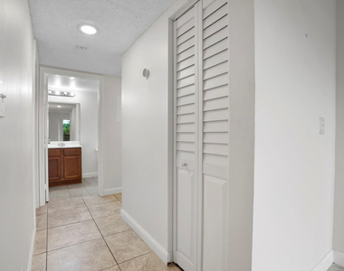 7640 Westwood Drive - Photo Thumbnail 25