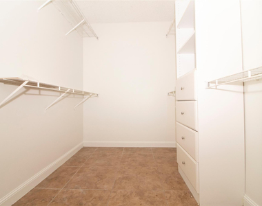 7640 Westwood Drive - Photo Thumbnail 7