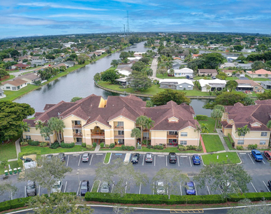 7640 Westwood Drive - Photo Thumbnail 40