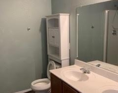 2712 Redwood Street - Photo Thumbnail 14