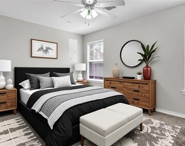 1602 W Elm Street - Photo Thumbnail 35