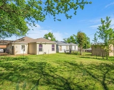 1602 W Elm Street - Photo Thumbnail 26