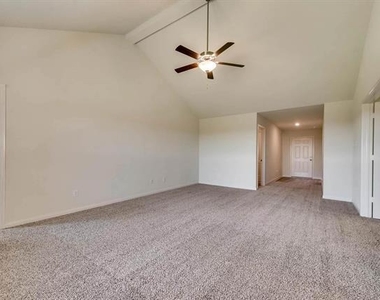 3016 Boran Drive - Photo Thumbnail 4