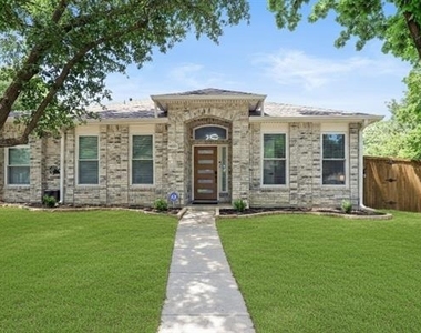 1531 Home Park Drive - Photo Thumbnail 6