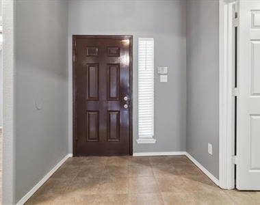 2657 Red Spruce Drive - Photo Thumbnail 2