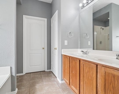 2657 Red Spruce Drive - Photo Thumbnail 14