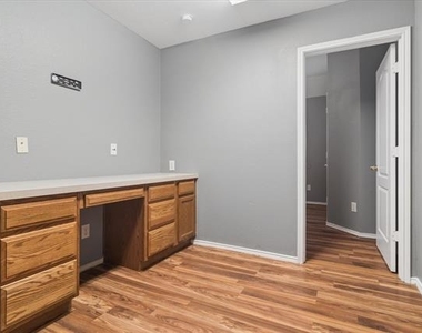 2657 Red Spruce Drive - Photo Thumbnail 19