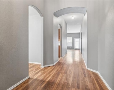 2657 Red Spruce Drive - Photo Thumbnail 3