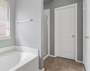 2657 Red Spruce Drive - Photo Thumbnail 15