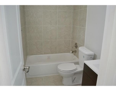 3421 W 5th Street - Photo Thumbnail 6