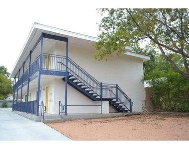 3421 W 5th Street - Photo Thumbnail 1