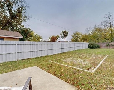 1532 Whitaker Avenue - Photo Thumbnail 32