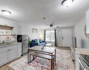1532 Whitaker Avenue - Photo Thumbnail 9