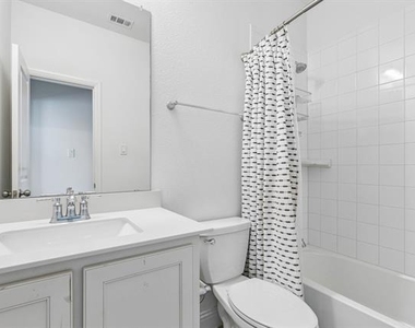 685 Coleman Street - Photo Thumbnail 16