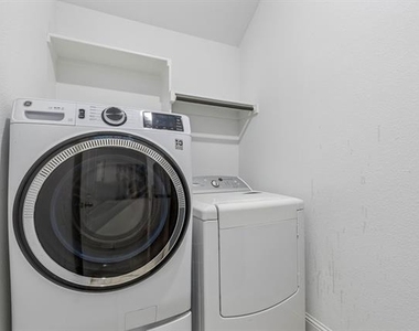685 Coleman Street - Photo Thumbnail 21