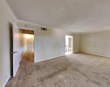 2907 Shelby Avenue - Photo Thumbnail 5