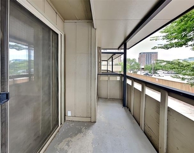 2907 Shelby Avenue - Photo Thumbnail 7