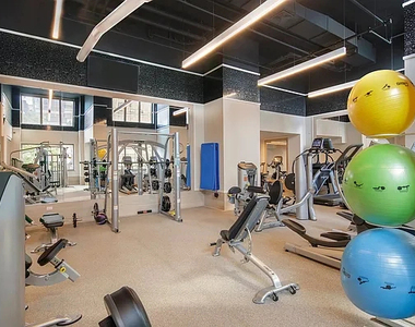 360 West 43rd Street - Photo Thumbnail 5