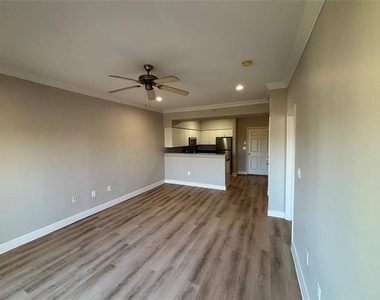 3102 Kings Road - Photo Thumbnail 11
