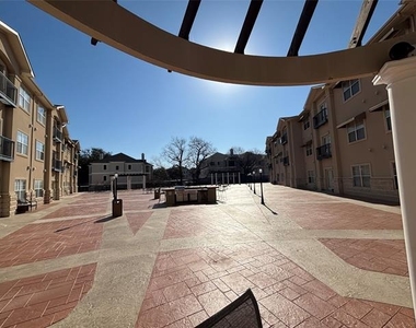 3102 Kings Road - Photo Thumbnail 20