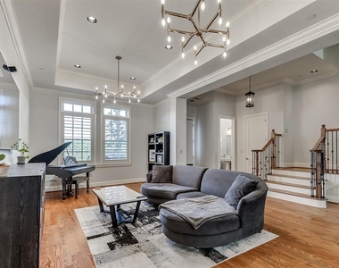 414 Ne 2nd Street - Photo Thumbnail 1