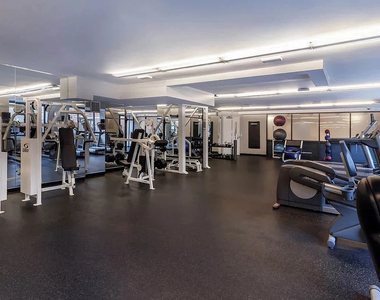 505 West 54th Street - Photo Thumbnail 11