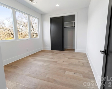 3521 Avalon Avenue - Photo Thumbnail 12