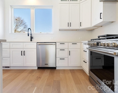 3521 Avalon Avenue - Photo Thumbnail 7