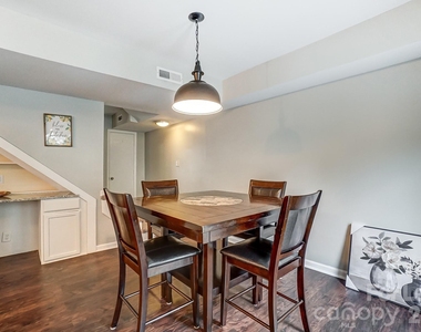 8518 Castle Pine Court - Photo Thumbnail 8