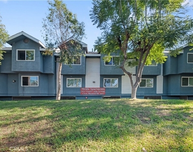 2726 S Menlo Ave. - Photo Thumbnail 19