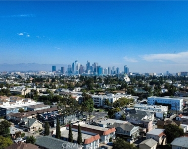 1246 W 30th Street W - Photo Thumbnail 21