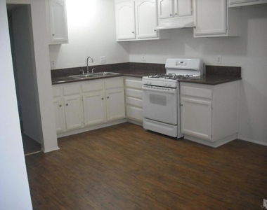 2530 B El Dorado Avenue - Photo Thumbnail 1