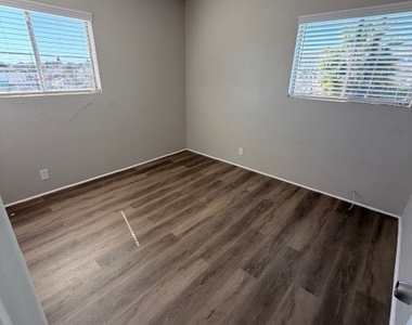 4106 1/2 Abner Street - Photo Thumbnail 3