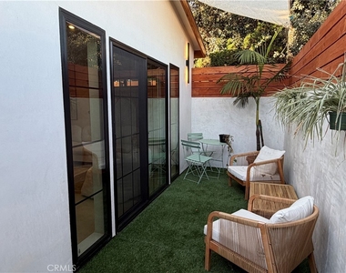 6632 Fulton Avenue - Photo Thumbnail 1