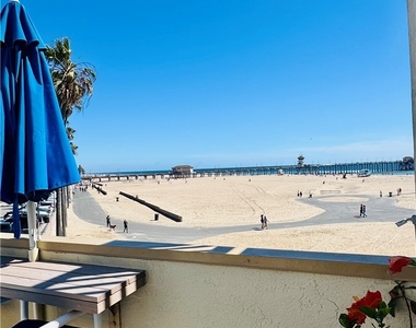 711 Pacific Coast - Photo Thumbnail 37