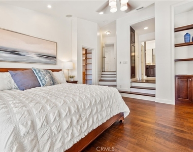 1077 10th Street - Photo Thumbnail 68