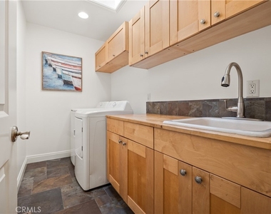 1077 10th Street - Photo Thumbnail 39