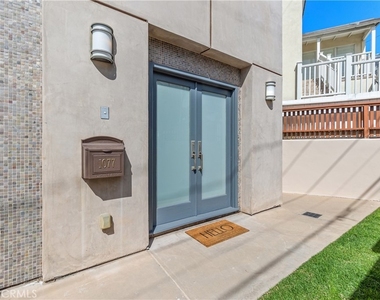 1077 10th Street - Photo Thumbnail 72