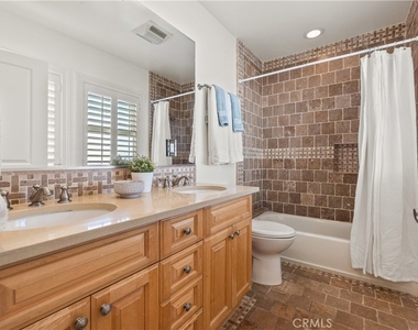 1077 10th Street - Photo Thumbnail 38