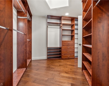 1077 10th Street - Photo Thumbnail 30